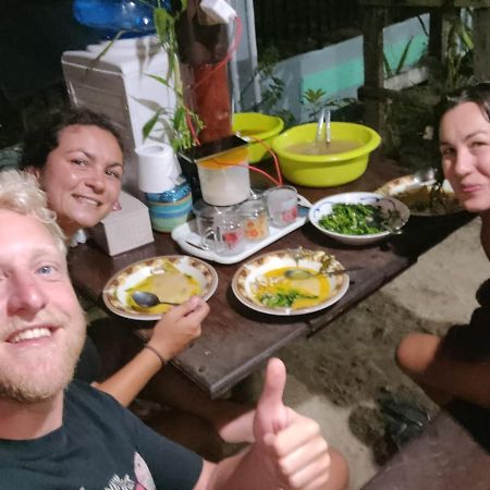 Raja Ampat Sandy Guest House Saonek المظهر الخارجي الصورة