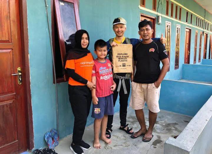 Raja Ampat Sandy Guest House Saonek المظهر الخارجي الصورة