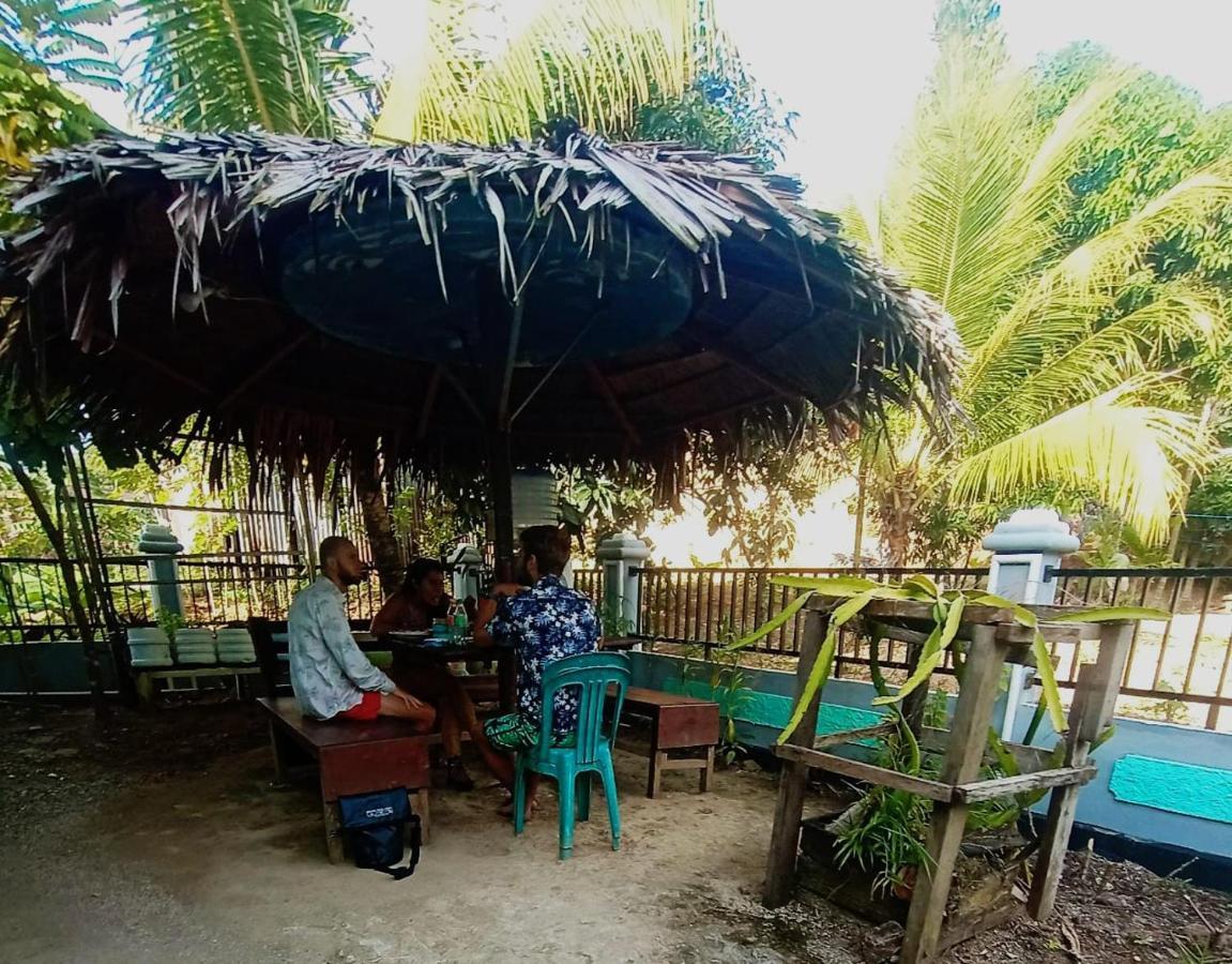 Raja Ampat Sandy Guest House Saonek المظهر الخارجي الصورة