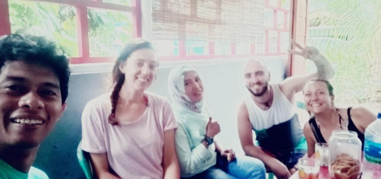 Raja Ampat Sandy Guest House Saonek المظهر الخارجي الصورة